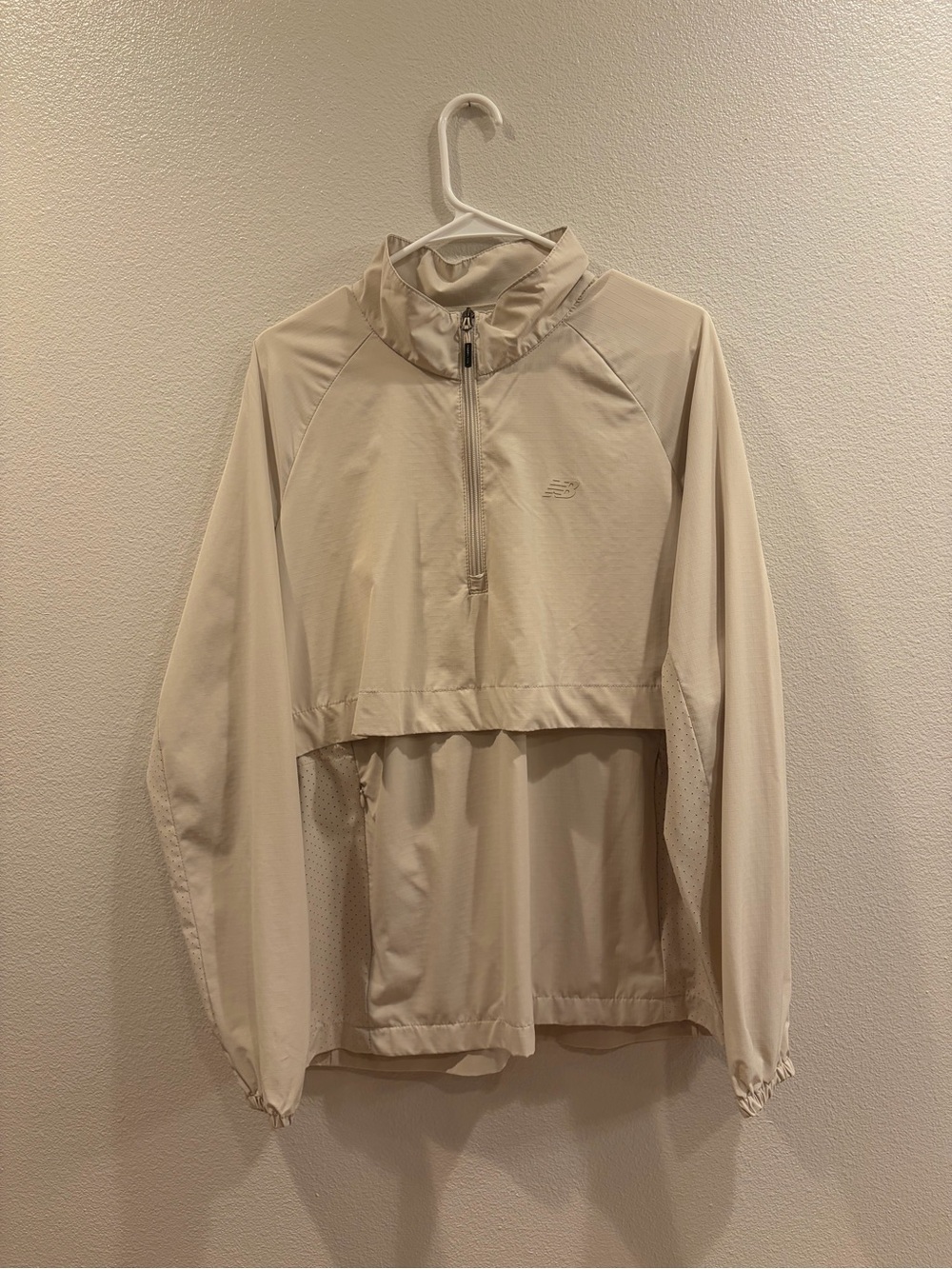 New Balance Women's Light Cream Half-Zip Pullover